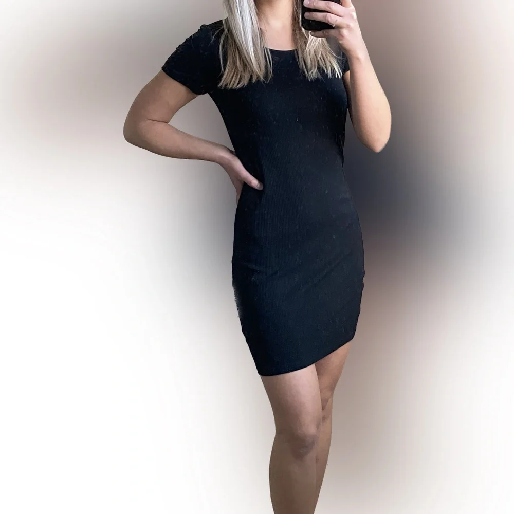 Kendall & Kylie Black Mini Dress - Picture 1 of 4